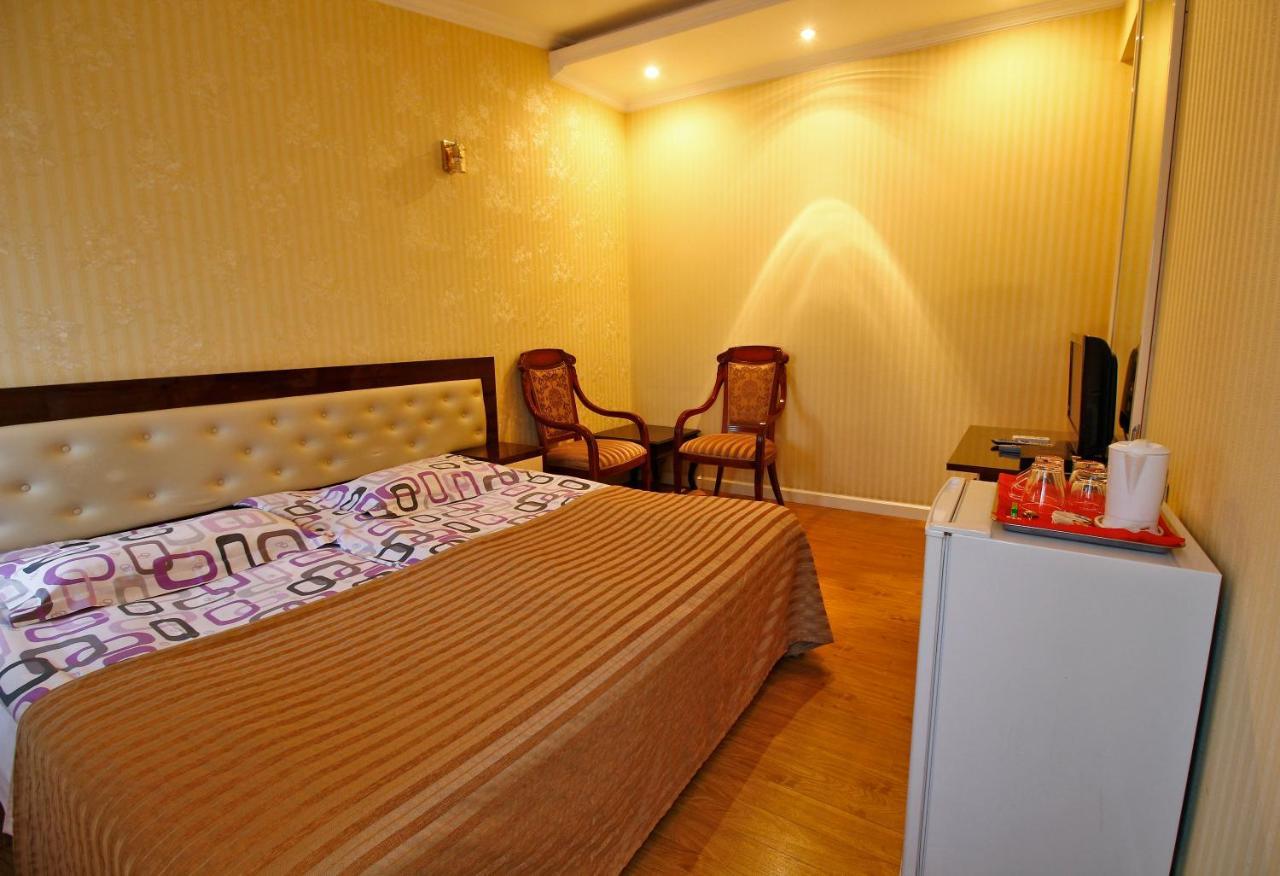 Sanata Hotell Tbilisi Exteriör bild