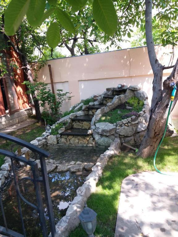 Sanata Hotell Tbilisi Exteriör bild